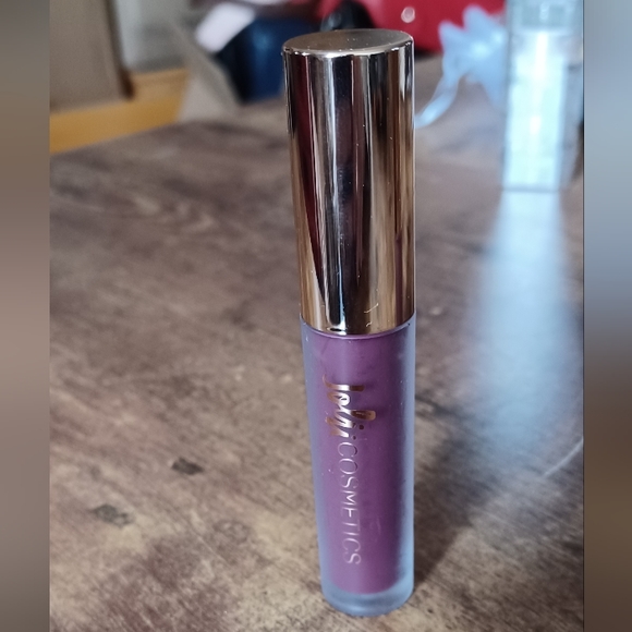 JOLII COSMETICS Liquid Lipstick in Lavanda - Picture 4 of 4